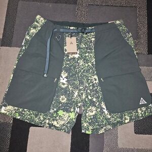 Nike ACG Cargo Shorts Mens XL Green Floral Splatter New With Tags IF1308-317